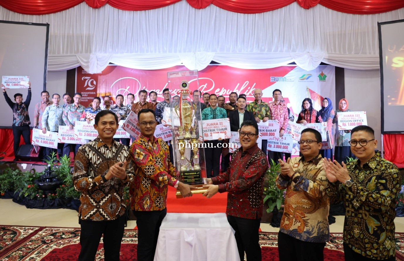 Malam_Puncak_HUT_RI,_Ajang_Apresiasi_Pahlawan_Produksi_Karyawan_PTPN_IV_Regional_III.jpg